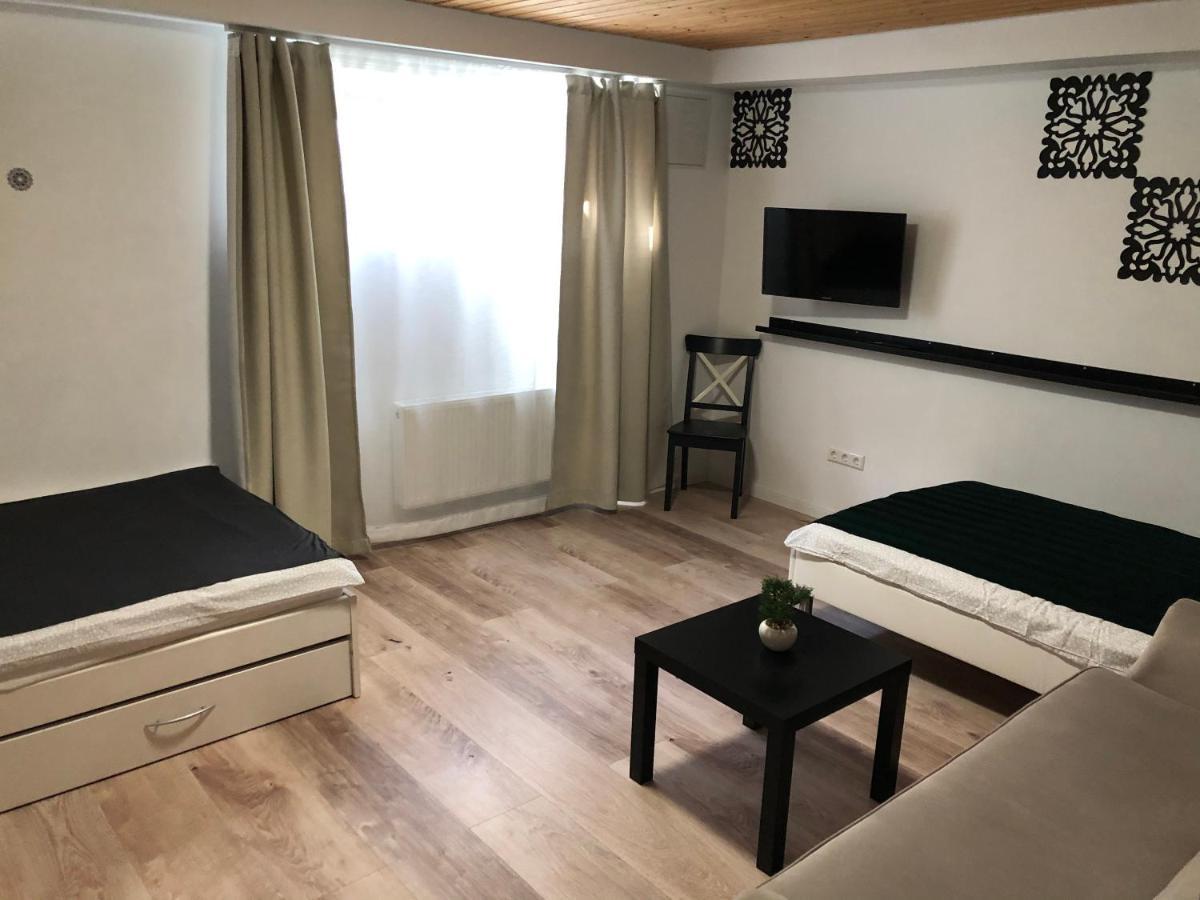Großzügige Wohnung in Messenähe, Feenzian UG Friedrichshafen Exterior foto