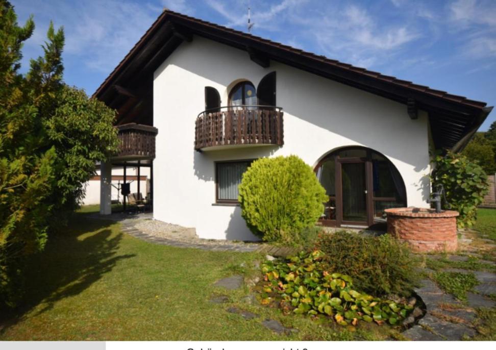 Großzügige Wohnung in Messenähe, Feenzian UG Friedrichshafen Exterior foto